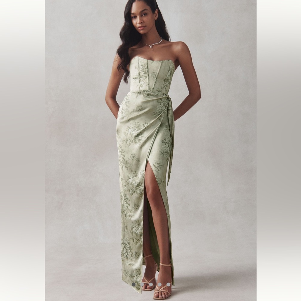 V. Chapman The June Tapestry Dress